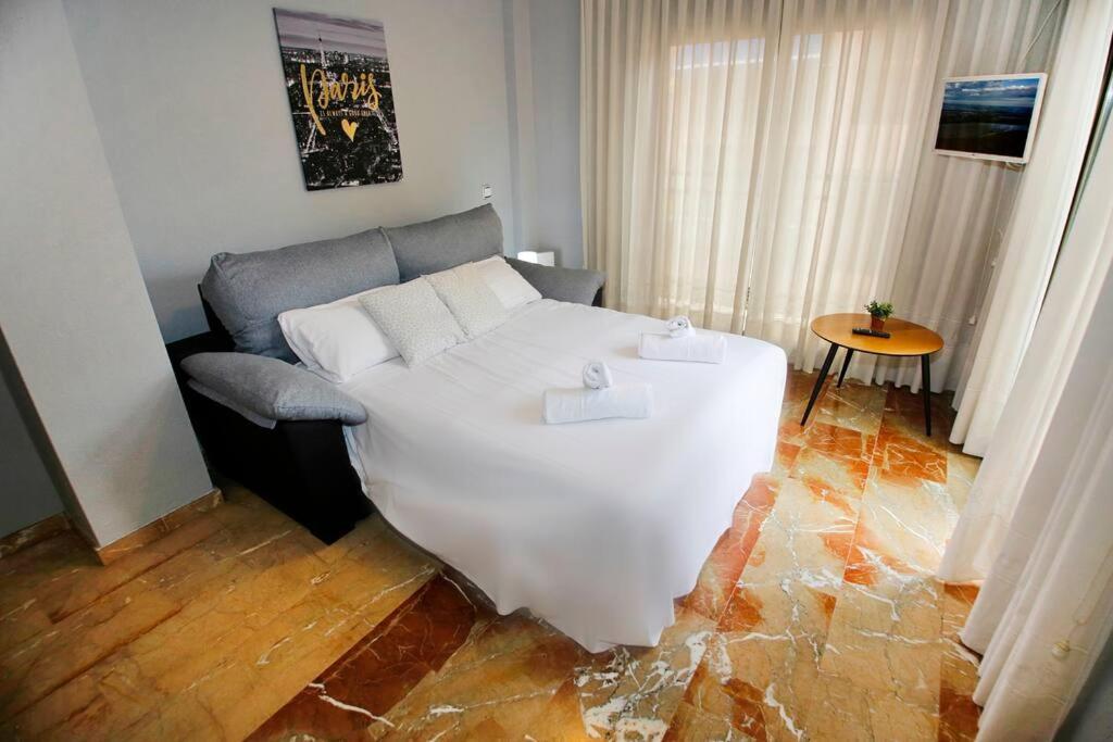 Castanos Apartment With Ac Alicante Luaran gambar